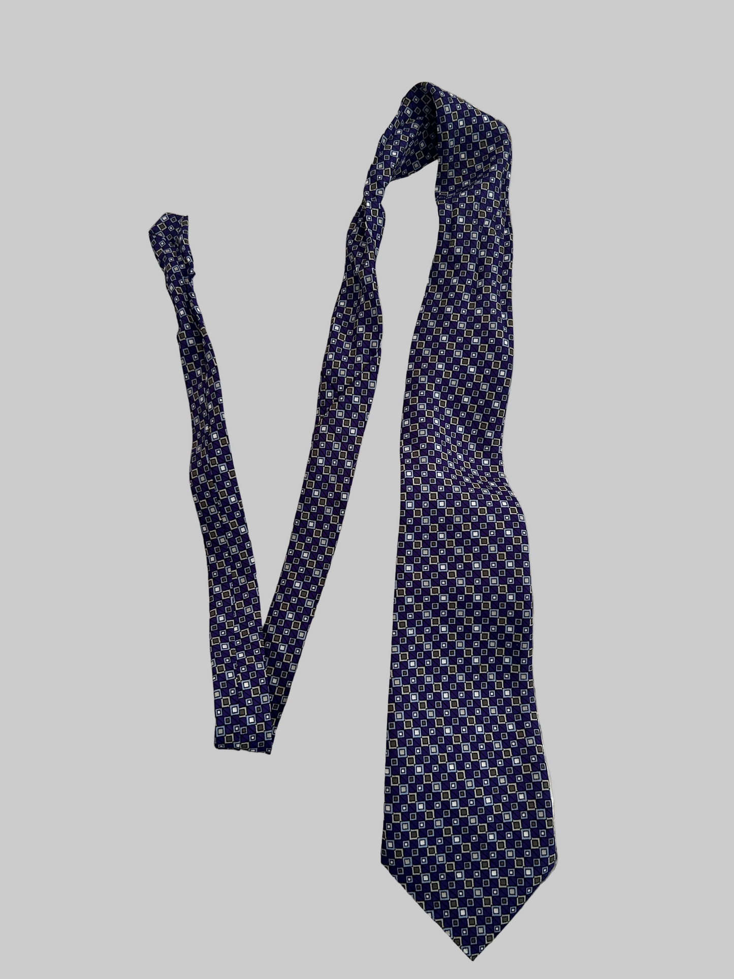 VINTAGE SEIDENKRAWATTE – Handgefertigt aus Thai Silk