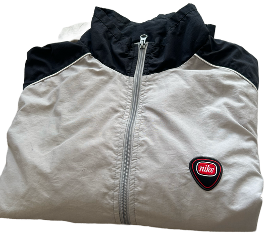 Nike Vintage Windbreaker – Grau & Schwarz (L)
