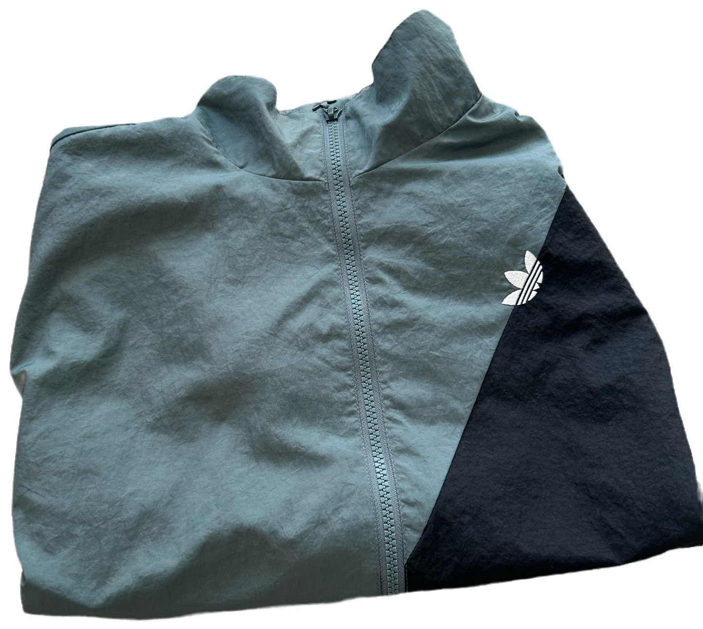 Adidas Vintage Windbreaker – Two-Tone Design